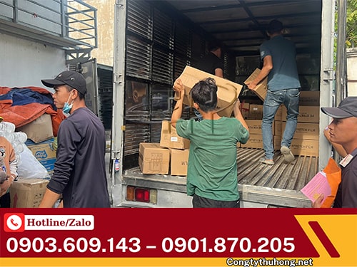 Màng pe quấn máy Màng pe quấn máy giá sỉ bám dính tốt