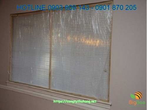 màng trắng trong chống trầy bề mặt