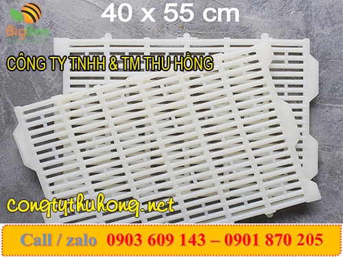 Tấm nhựa lót sàn ô vuông kt 40cm * 55cm