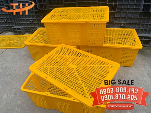 Sóng nhựa có nắp màu vàng Sóng nhựa có nắp màu vàng