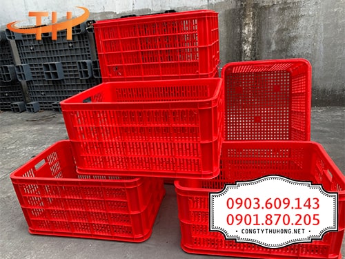 Sóng nhựa đỏ đựng trái cây Sóng nhựa đỏ đựng trái cây