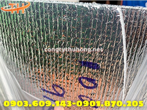 Tấm cách nhiệt một mặt bạc Tấm cách nhiệt một mặt bạc