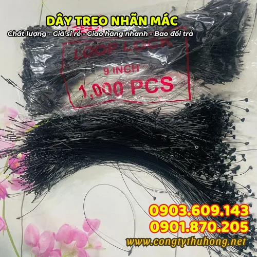 DÂY NHỰA ĐEN TREO NHÃN MÁC
