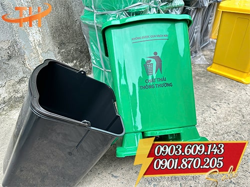 Thùng rác đạp chân Thùng rác đạp chân 12L