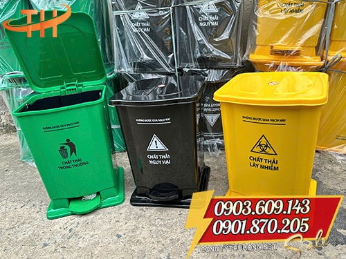 Thùng rác đạp chân Thùng rác đạp chân