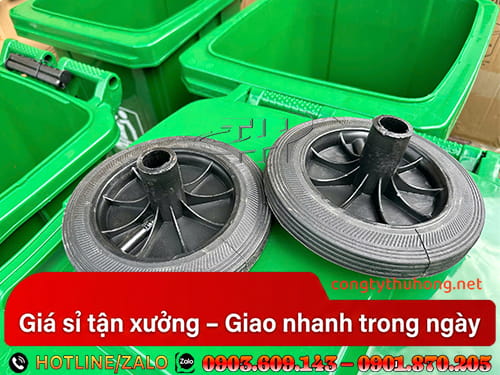 Thùng rác nhựa có bánh xe Thùng rác nhựa có bánh xe