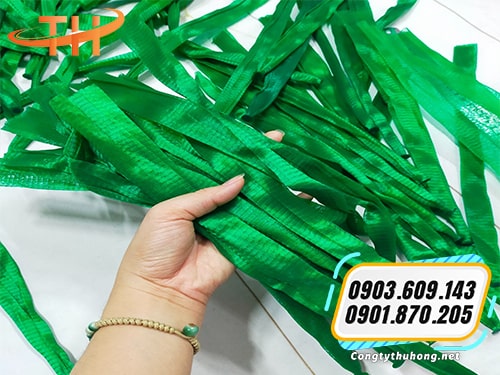 Túi lưới đựng nông sản màu xanh Túi lưới đựng nông sản màu xanh