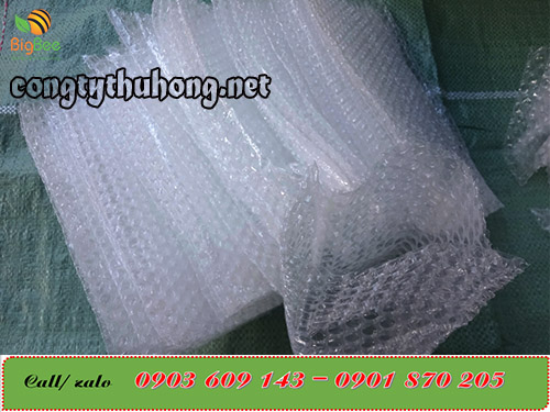 Tốp xốp khí được may hình chữ U vừa kt sản phẩm