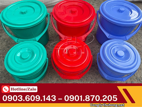 Xô nhựa có quai xách Xô nhựa có quai xách