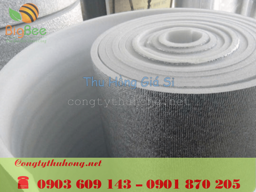 Cuộn xốp foam tráng bạc cách nhiệt không keo dán