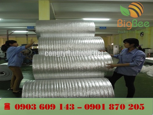 Phân xưởng sản xuất mút xốp foam tráng bạc lót sàn gỗ