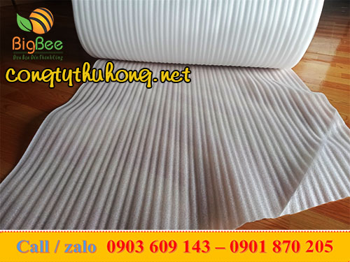 Mút xốp foam quấn hàng dày 3li * khổ 1m4 * dài 50m