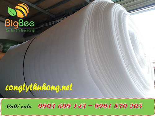 Cuộn màng xốp foam dày 5li khổ rộng 1m4