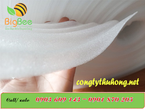 Màng xốp foam với độ dày 2li có các lỗ khí nhỏ thoát ẩm