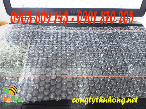 Bề mặt xốp bóp nổ rải đều các hạt bóng khí chống xóc