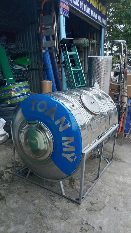 Giao hàng Bồn inox Toàn Mỹ 1000L Ngang Giao hàng Bồn inox Toàn Mỹ 1000L Ngang