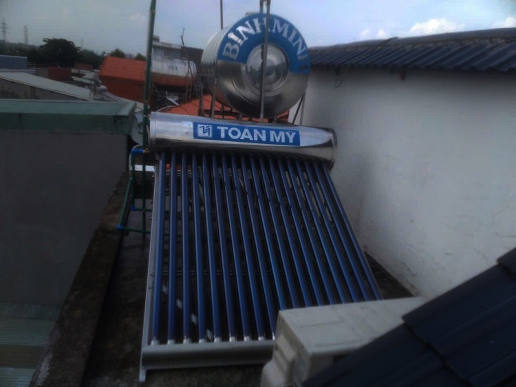 Lắp hoàn thiện Máy nước nóng toàn Mỹ 160L tại Hồ Chí Minh Lắp hoàn thiện Máy nước nóng toàn Mỹ 160L tại Hồ Chí Minh
