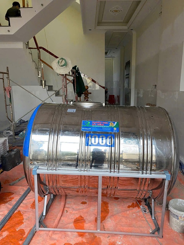Giao hàng bồn nước inox Toàn Mỹ 1,000L Ngang tại TPHCM Giao hàng bồn nước inox Toàn Mỹ 1,000L Ngang tại TPHCM