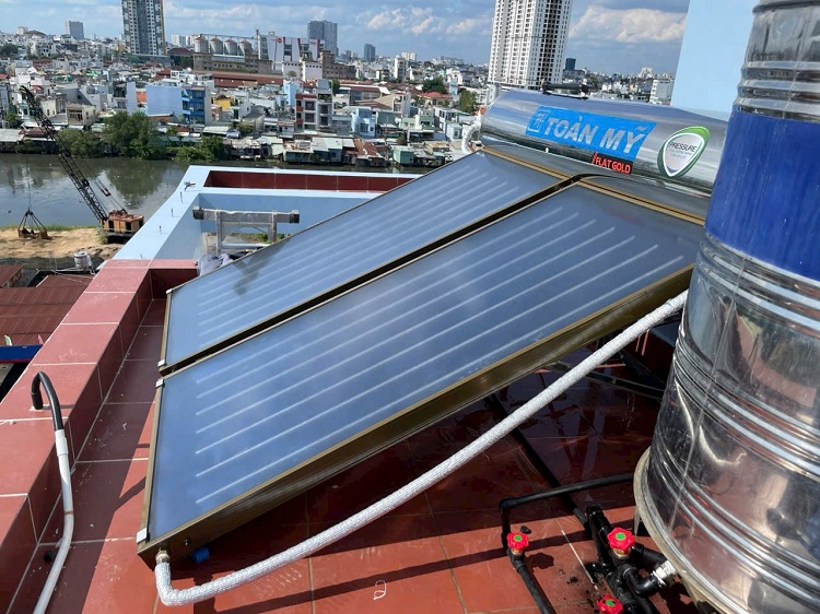 Máy nước nóng mặt trời toàn mỹ Tấm Phẳng 300L Máy nước nóng mặt trời toàn mỹ Tấm Phẳng 300L