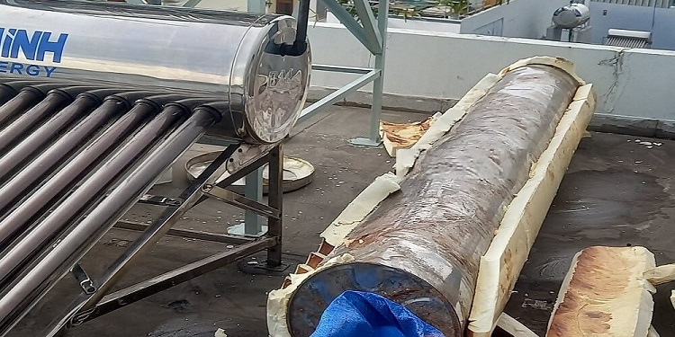 Thay Bình bảo ôn năng lượng mặt trời an toàn, hiệu quả Thay Bình bảo ôn năng lượng mặt trời an toàn, hiệu quả