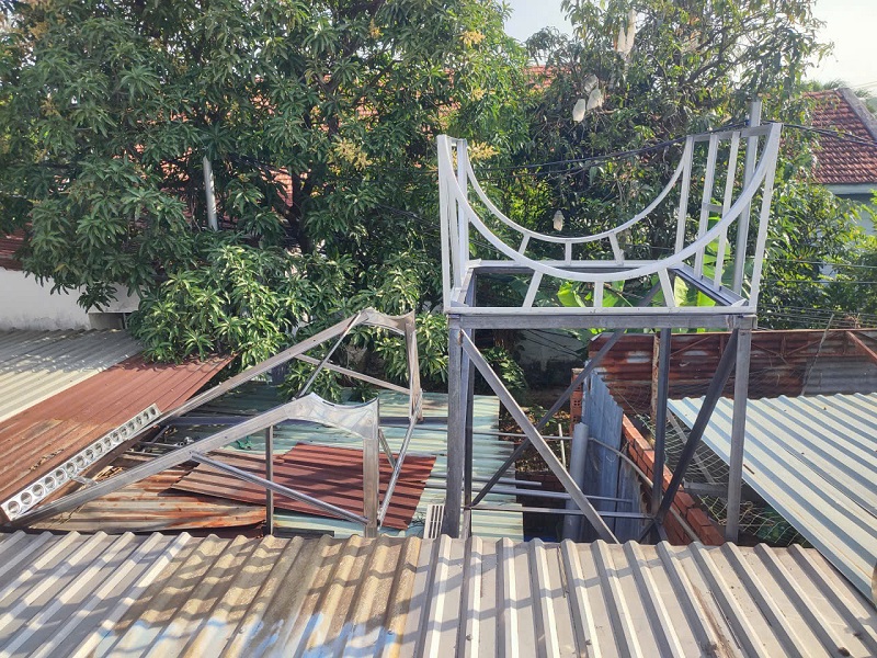 Thi công hệ thống khung giá đỡ Bồn nước và Máy NLMT Thi công hệ thống khung giá đỡ Bồn nước và Máy NLMT