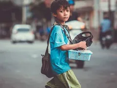 Không bằng một đứa trẻ