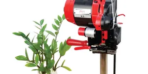 Tư vấn máy cắt vải đứng loại nào tốt, chính hãng, giá rẻ