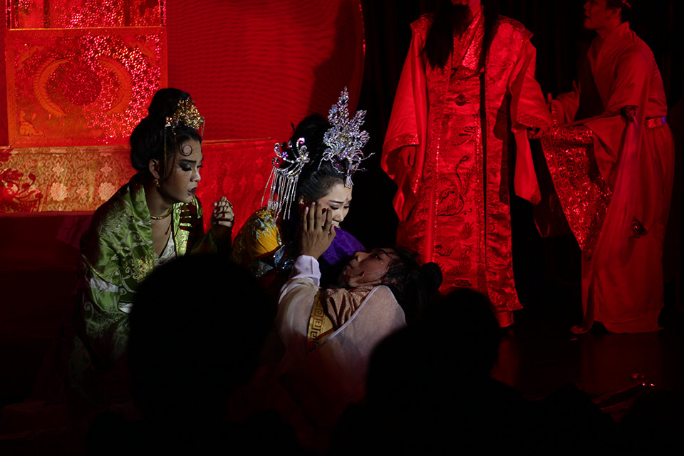 bí mật cẩm tú đài