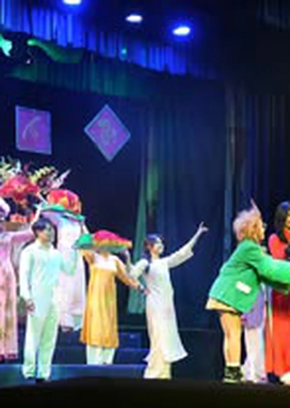 Hài kịch: Đám Cưới Bên Cồn