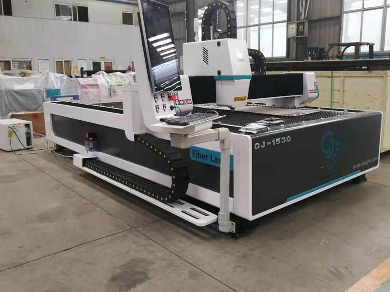 máy cắt laser