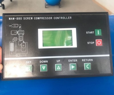 Màn hình giúp cung cấp và lưu trữ thông tin máy nén khí