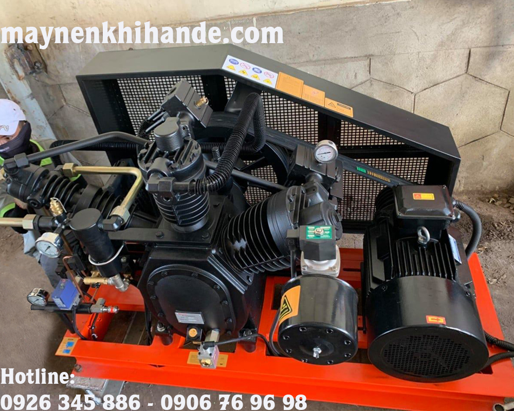 máy nén khí áp cao thổi chai pet