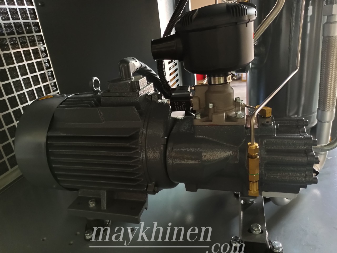 Máy nén khí từ Công ty CP khí nén Hoàng Nam