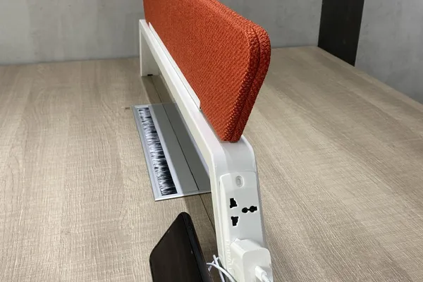 Vách ngăn bàn làm việc VN-03
