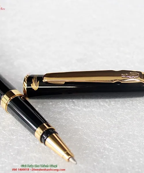Bút kim loại khắc tên - Cá sấu Vip 2,  Bút ký khắc tên giám đốc