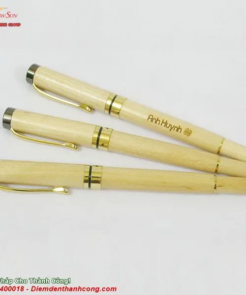 Bút Gỗ Khắc Tên Quà Tặng,  bút ký khắc tên