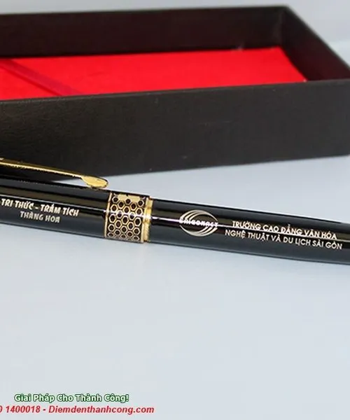 Bút Kim Loại Khắc Tên Tự Tin