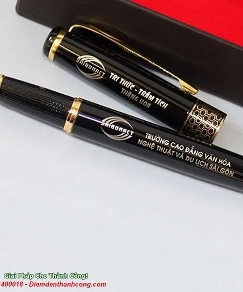 Bút Kim Loại Khắc Tên Tự Tin