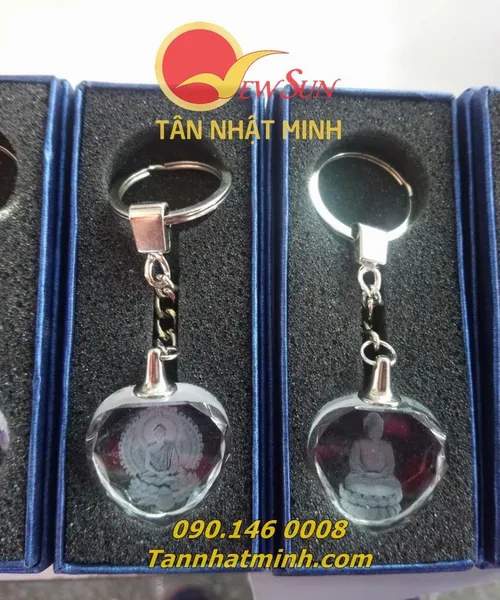 Móc khóa pha lê 3d