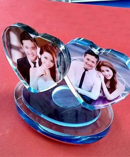 Pha lê Thủ tinh in hình trái tim đôi,  Kỷ niệm chương pha lê thủy tinh nhận in lẻ lấy trong ngày