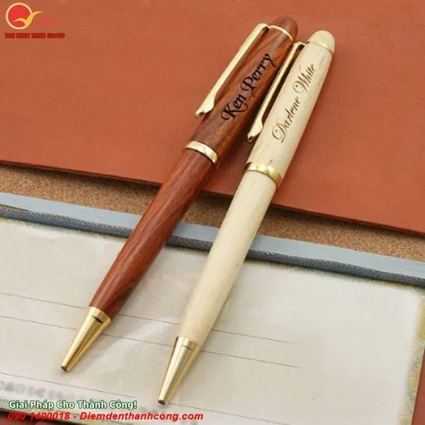 Bút Gỗ Khắc Tên Quà Tặng, bút ký khắc tên (2)