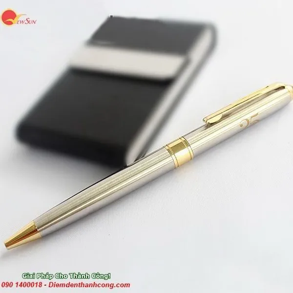 Bút Kim Loại Khắc Tên Lịch Lãm