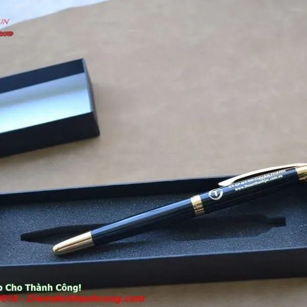 Bút Kim Loại Khắc Tên Mới Lạ,  Bút ký khắc tên