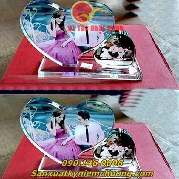 Pha lê Thủ tinh in hình trái tim đôi,  Kỷ niệm chương pha lê thủy tinh nhận in lẻ lấy trong ngày