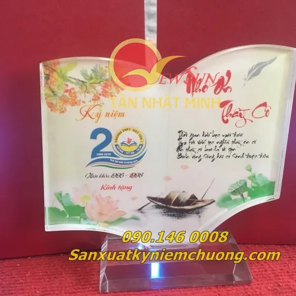 Kỷ niệm chương, Kỷ niệm chương trường học