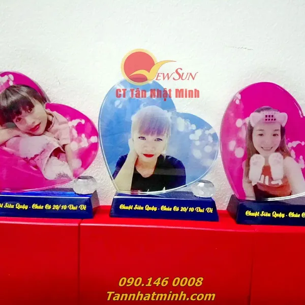 Pha lê in hình, Kỷ niệm chương pha lê