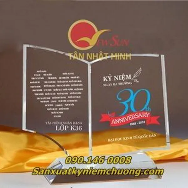 Kỷ niệm chương, Kỷ niệm chương trường học