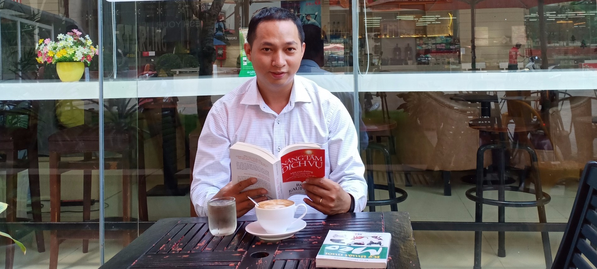 Tôi tên: Hồ Minh Hoàng