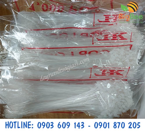 Đạn xỏ trắng 9 inch gắn tag