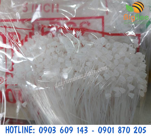 Dây treo gắn mác bằng nhựa dẻo